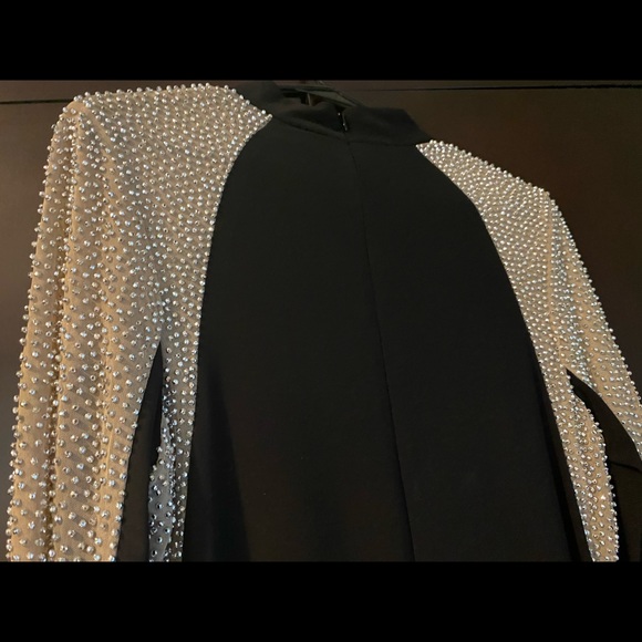 Dress - Picture 4 of 7